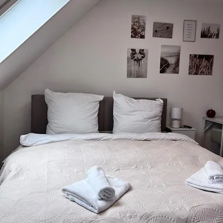 شقة Fe-wo Im Herzen Von فاينغارتن